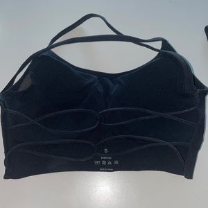 Black Invincible Seamless Bra